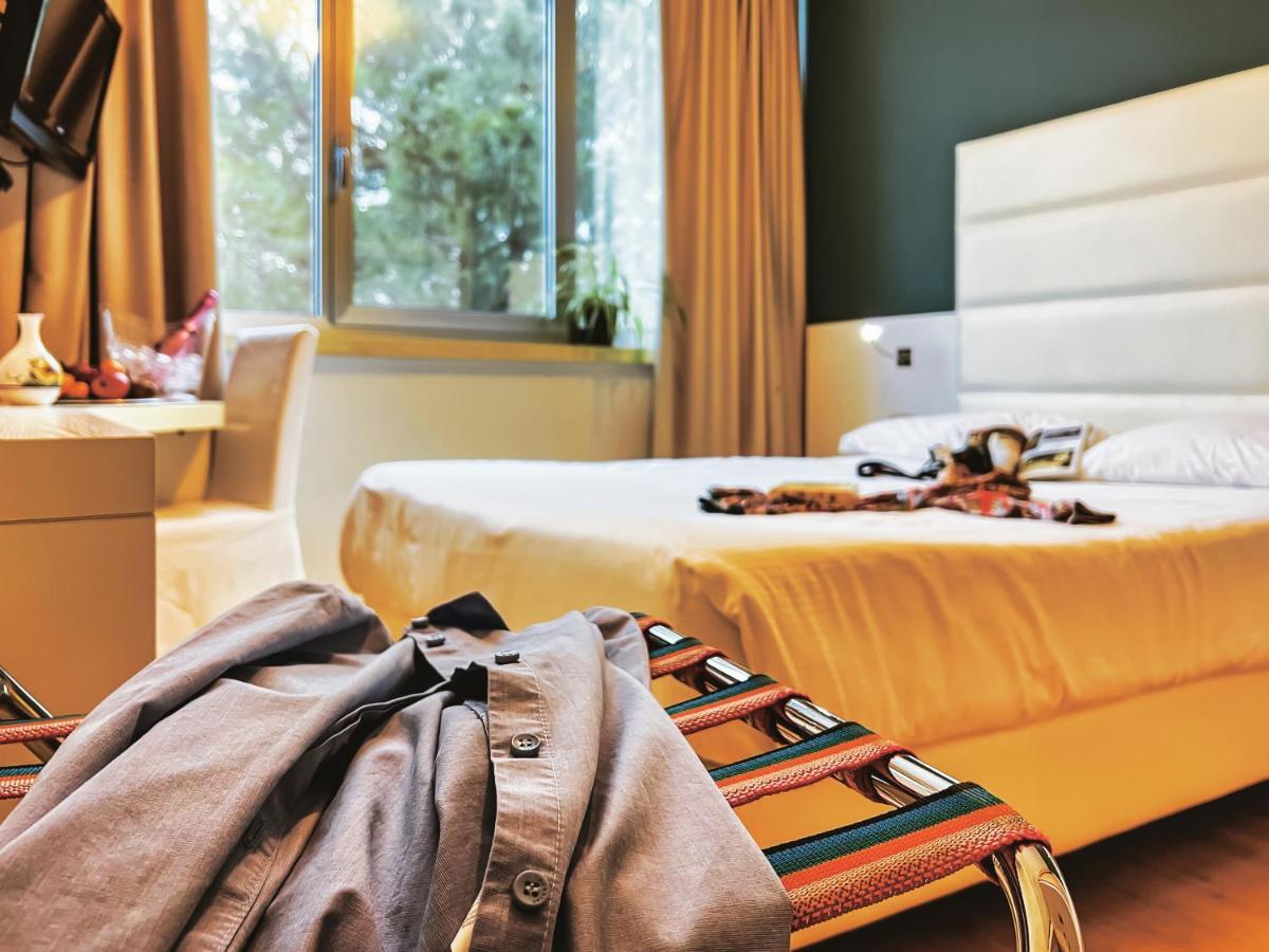 Hotel Abruzzi Teramo Εξωτερικό φωτογραφία