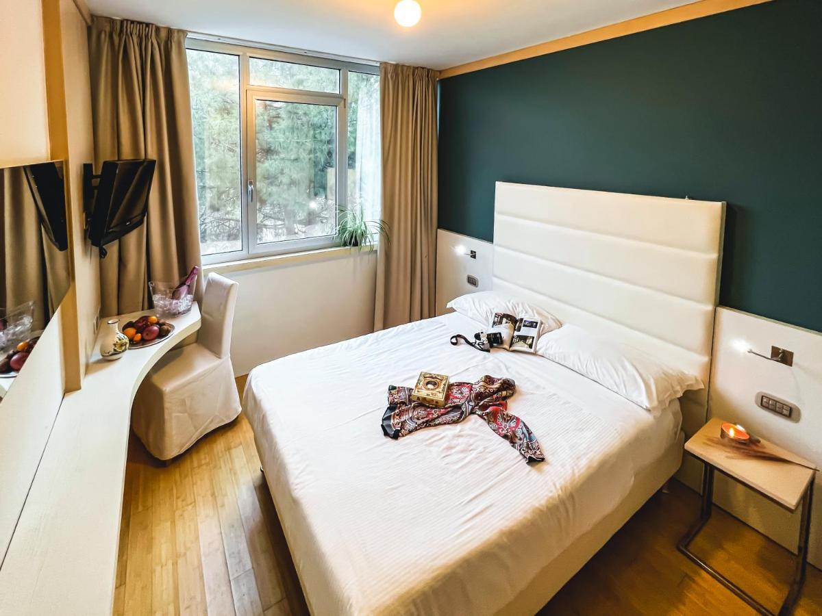 Hotel Abruzzi Teramo Εξωτερικό φωτογραφία