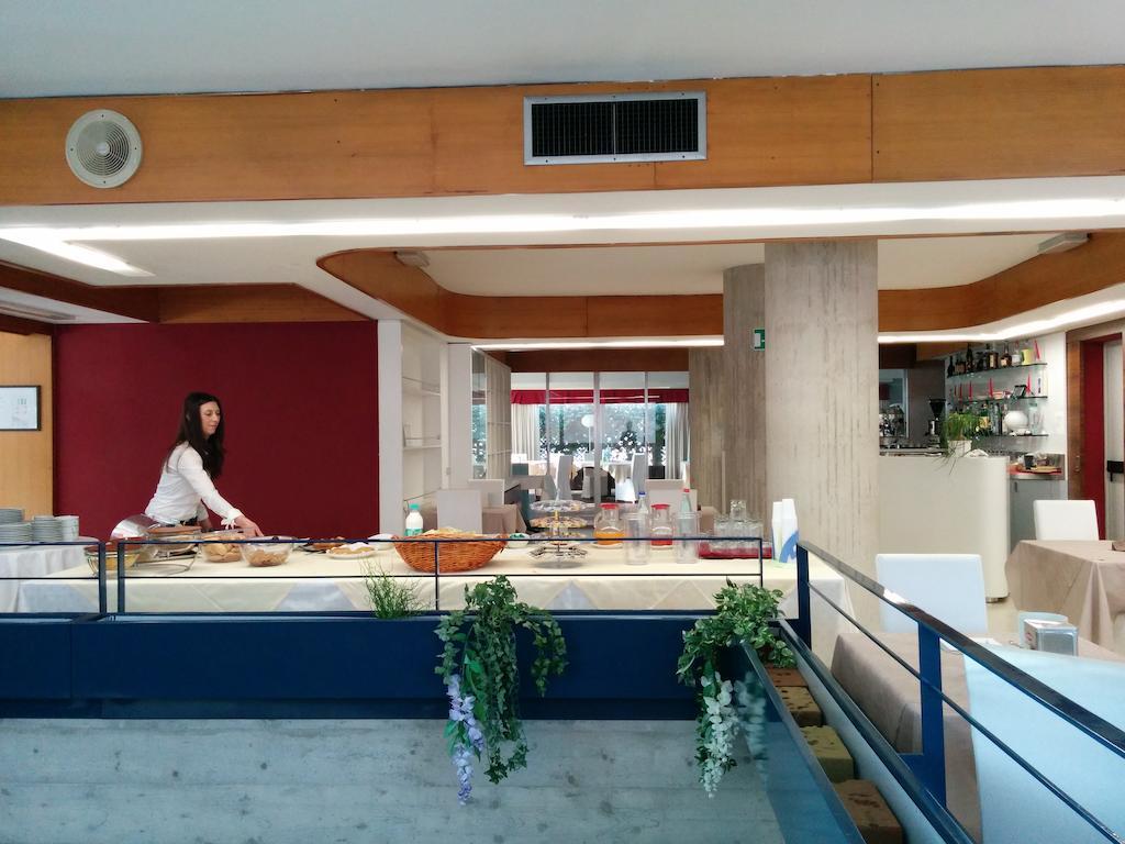 Hotel Abruzzi Teramo Εξωτερικό φωτογραφία